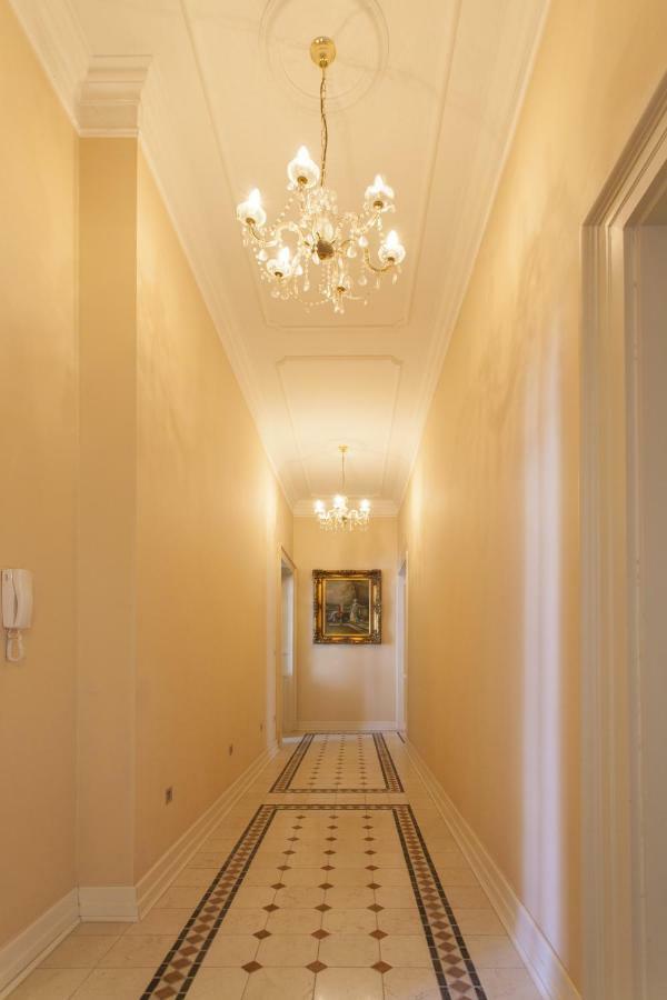 Filip'S Palace Luxurious Apartment Любляна Екстериор снимка