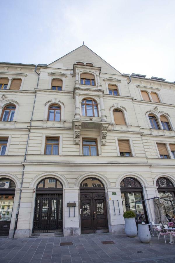 Filip'S Palace Luxurious Apartment Любляна Екстериор снимка