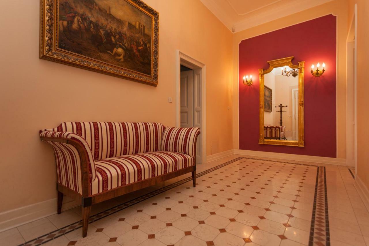 Filip'S Palace Luxurious Apartment Любляна Екстериор снимка