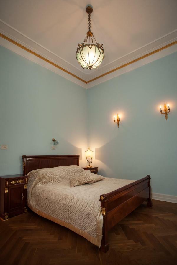 Filip'S Palace Luxurious Apartment Любляна Екстериор снимка