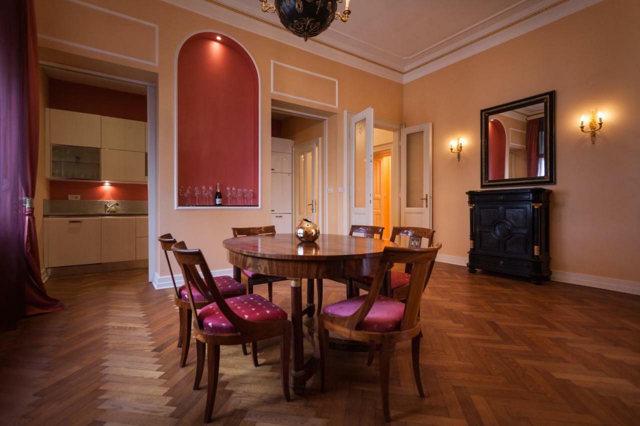 Filip'S Palace Luxurious Apartment Любляна Екстериор снимка