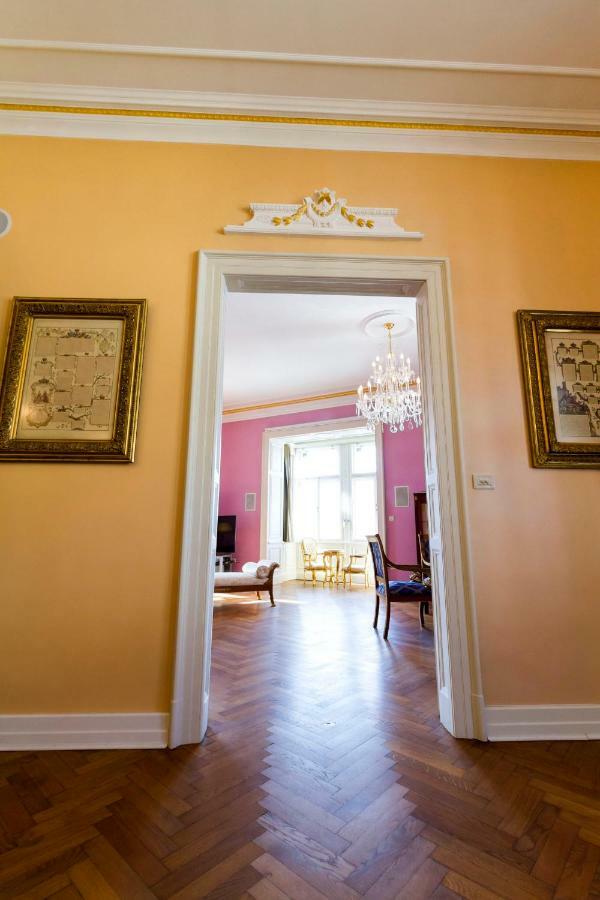 Filip'S Palace Luxurious Apartment Любляна Екстериор снимка