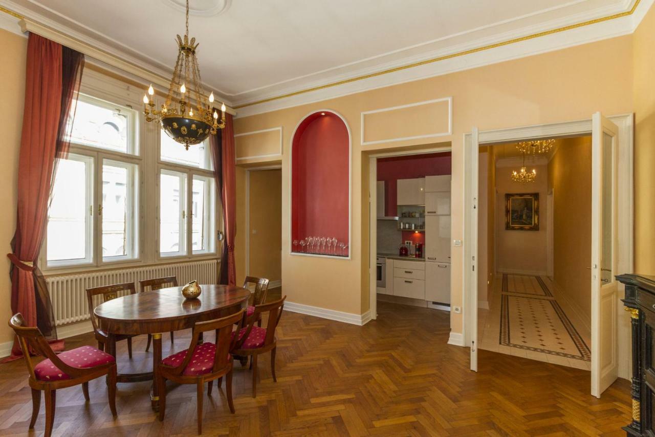 Filip'S Palace Luxurious Apartment Любляна Екстериор снимка